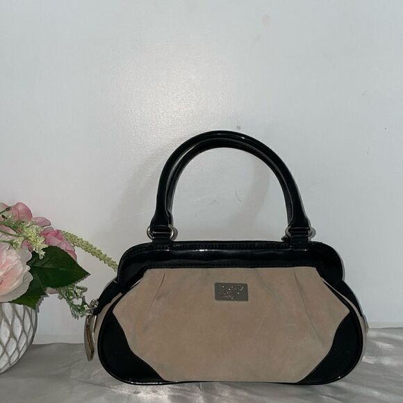 Adorable Beijo Handbag Small - Picture 1 of 12